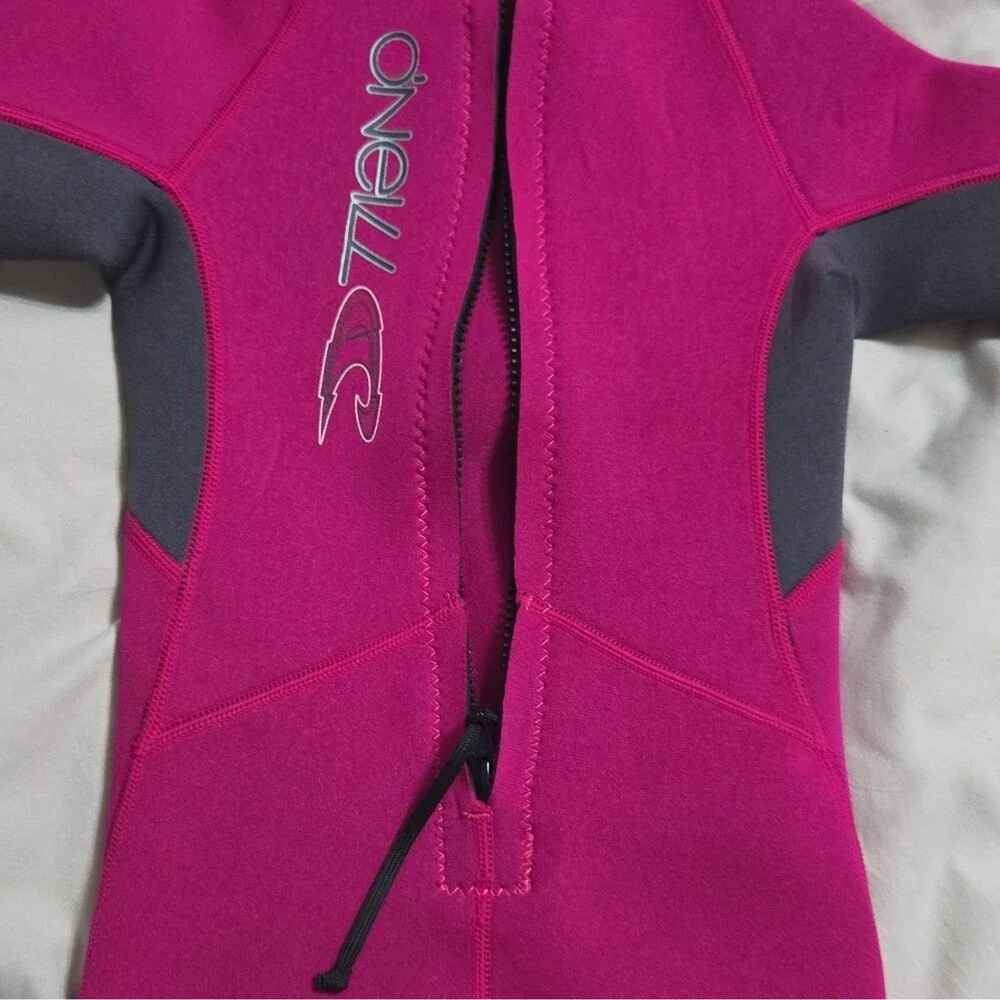 O'Neill Reactor Youth Wetsuit Pink UV 50+ Protection Size 2 MPN 3574